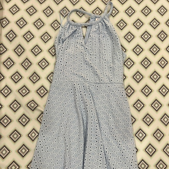 Causal Dress - Picture 1 of 3